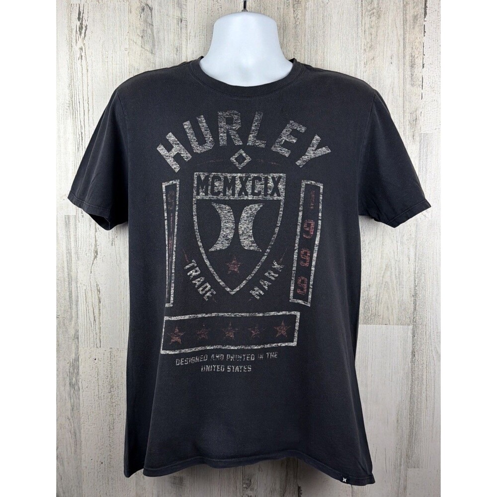 Hurley Distressed Trademark Graphic T-Shirt Medium (20”x28”)